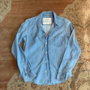 Frank & Eileen Denim Button Down